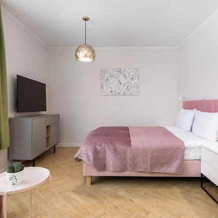 Apartment Old Town Pink *